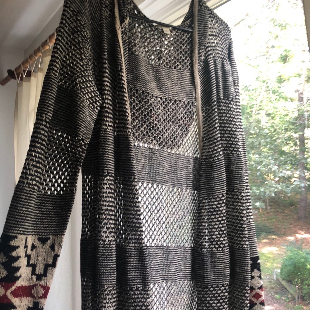 Live and let live long sweater